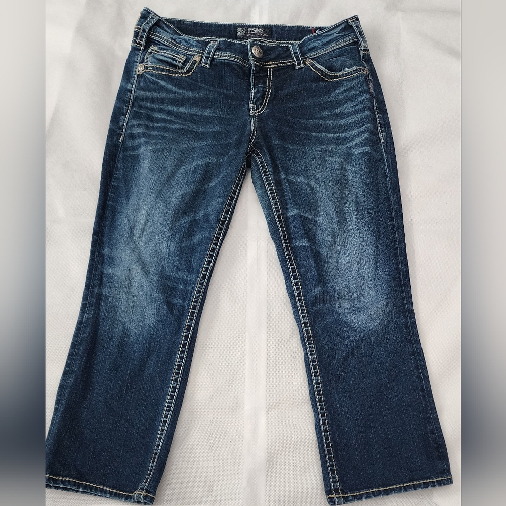 Silver Jeans Suki Mid Capri Jean Blue Jeans Size  W31 /L22 1/2